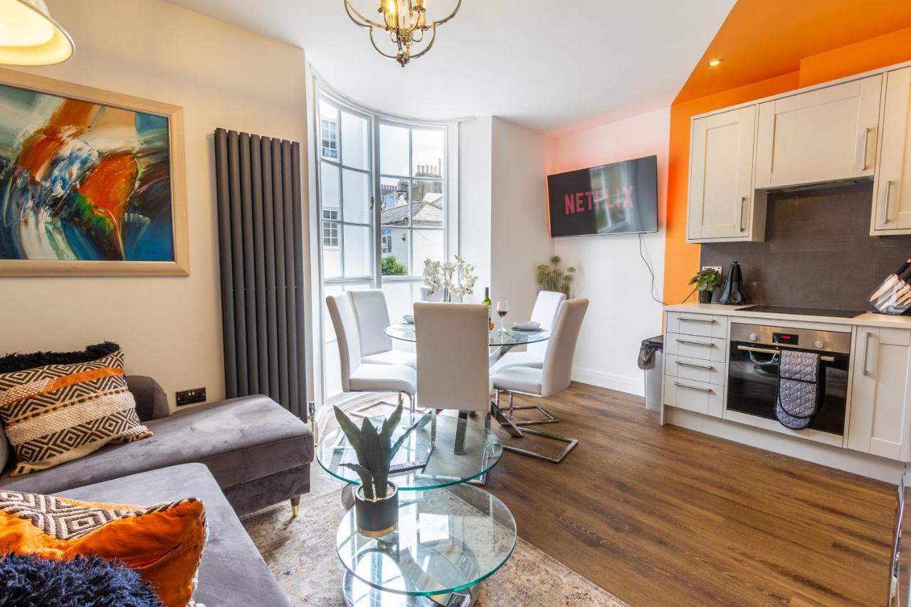 Bright Cheery 4 Bd Apartment By Brighton Station Eksteriør billede
