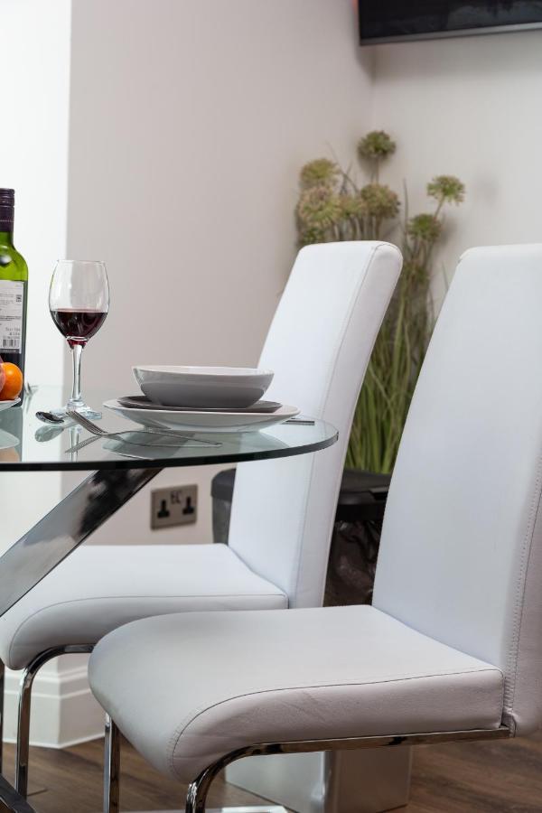 Bright Cheery 4 Bd Apartment By Brighton Station Eksteriør billede