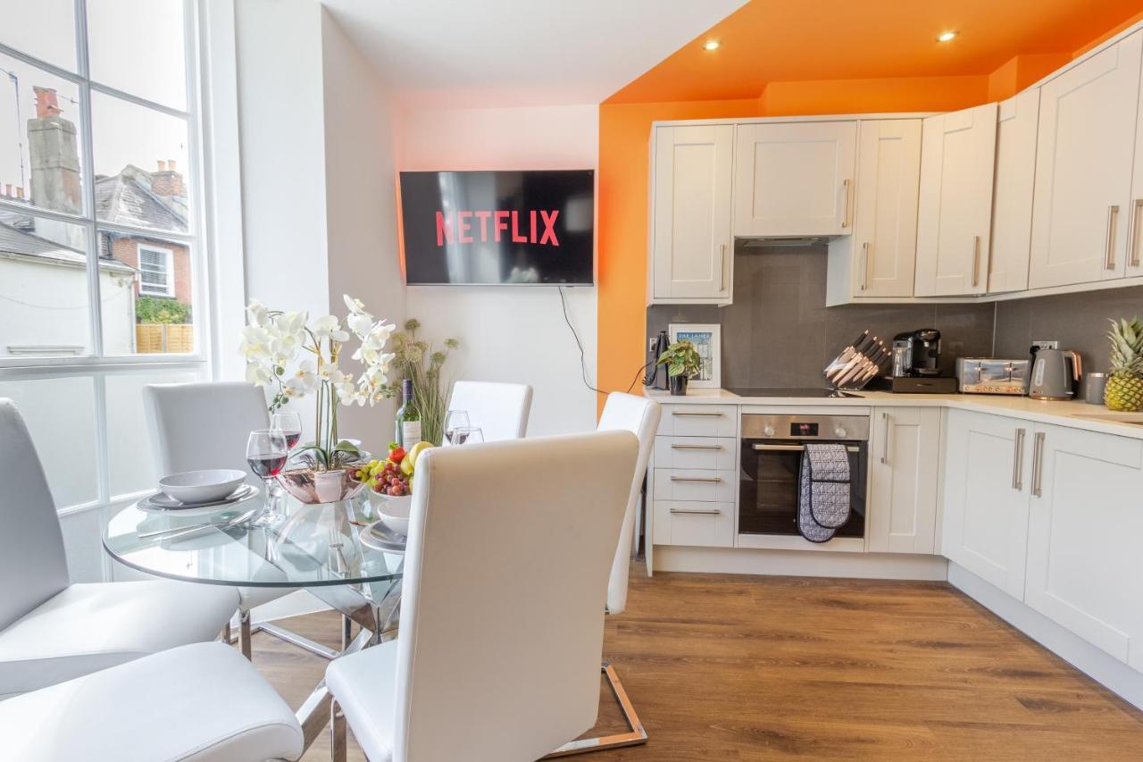 Bright Cheery 4 Bd Apartment By Brighton Station Eksteriør billede