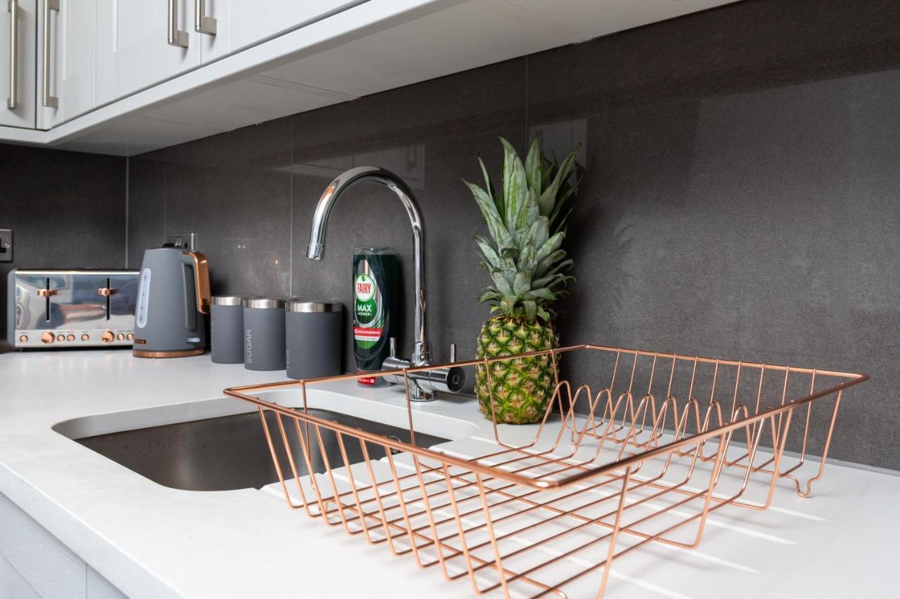 Bright Cheery 4 Bd Apartment By Brighton Station Eksteriør billede